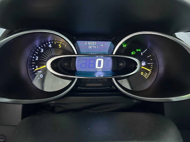 Renault - clio - 1.5 dci expression - hr-871-j - afbeelding 11 van  20