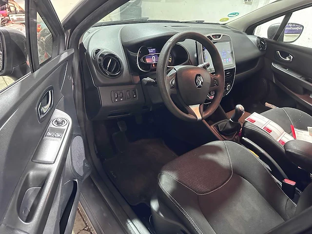 Renault - clio - 1.5 dci expression - hr-871-j - afbeelding 9 van  20
