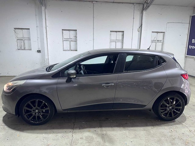 Renault - clio - 1.5 dci expression - hr-871-j - afbeelding 14 van  20