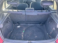 Renault - clio - 1.6-16v privilège - 24-ls-zn - afbeelding 2 van  12
