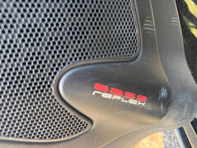 Renault - clio - 1.6 r.s. - tn-060-b - 2013 - afbeelding 6 van  17