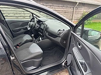 Renault - clio estate - 0.9 tce dynamique - car - 2015 - afbeelding 29 van  31