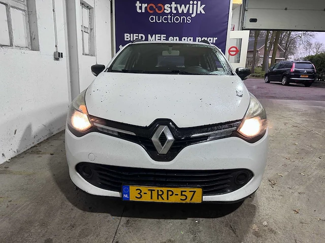 Renault - clio estate - 1.5 dci - 3-trp-57 - afbeelding 18 van  19
