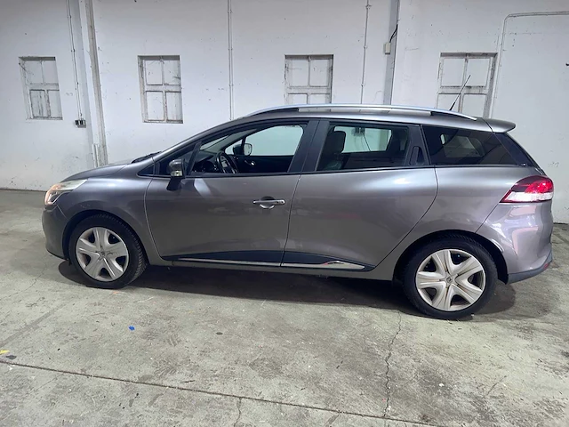 Renault - clio estate - 1.5 dci night & day - gx-117-k - afbeelding 11 van  18