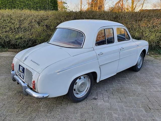 Renault - gordini - dauphine - oldtimer - afbeelding 16 van  22