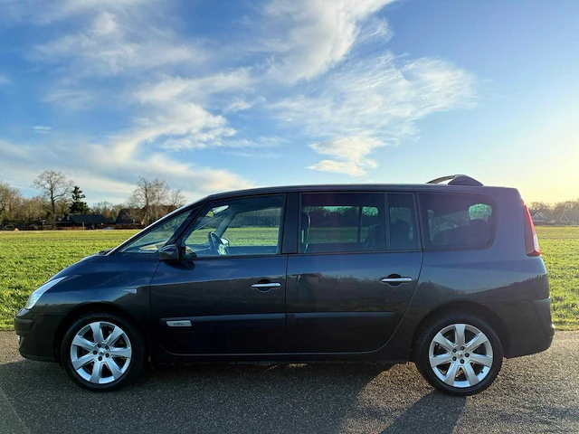 Renault - grand espace - 7 persoons - 2.0 dci dynamique - 16-tnt-9 - 2009 - afbeelding 11 van  18