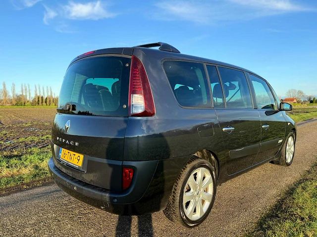 Renault - grand espace - 7 persoons - 2.0 dci dynamique - 16-tnt-9 - 2009 - afbeelding 14 van  18