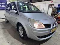 Renault - grand scénic - 2.0-16v business l. - 35-xx-dp - afbeelding 14 van  17