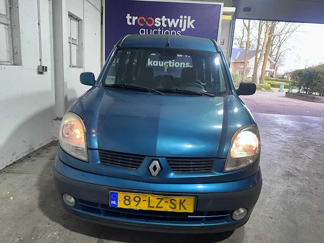 Renault - kangoo - 1.2-16v privilège - 89-lz-sk - afbeelding 1 van  22