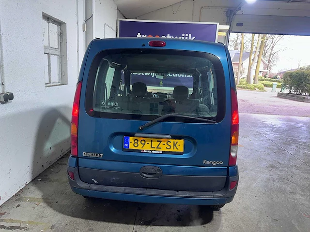 Renault - kangoo - 1.2-16v privilège - 89-lz-sk - afbeelding 18 van  22
