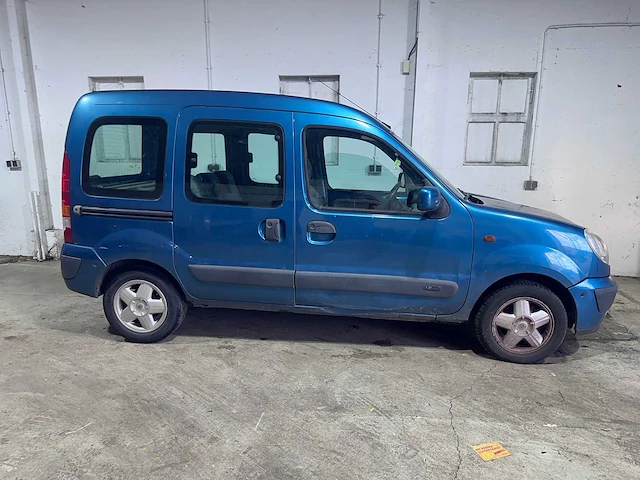 Renault - kangoo - 1.2-16v privilège - 89-lz-sk - afbeelding 20 van  22