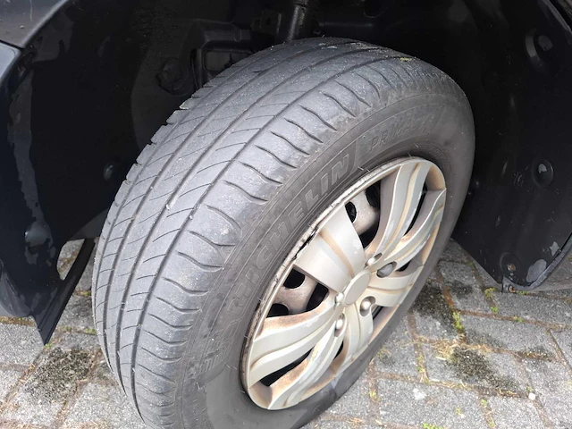 Renault - kangoo - 1.5 dci 110 luxemaxi - bedrijfswagen - afbeelding 20 van  38
