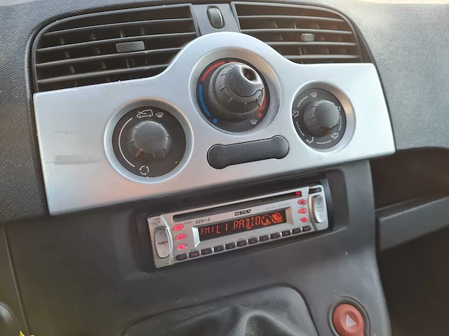 Renault - kangoo express - 1.5 dci 75 expr.comf - 5-vvv-15 - afbeelding 2 van  11