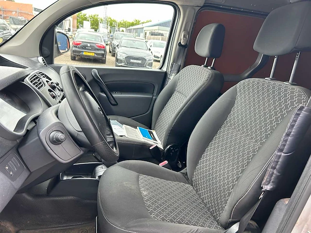 Renault - kangoo maxi l2 - 1.5 dci 90 expr.comf - bedrijfswagen - afbeelding 12 van  13