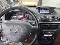 Renault - laguna grand tour - 2.0-16v dynamique - 48-st-rx - afbeelding 2 van  22