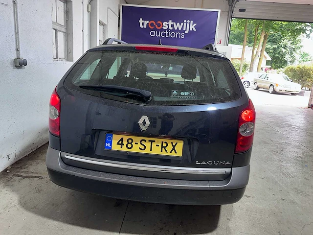 Renault - laguna grand tour - 2.0-16v dynamique - 48-st-rx - afbeelding 17 van  22