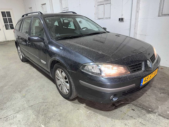 Renault - laguna grand tour - 2.0-16v dynamique - 48-st-rx - afbeelding 20 van  22