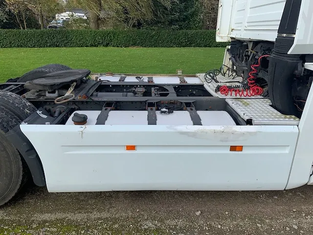 Renault - magnum 440dxi ae - vrachtwagen - afbeelding 13 van  24