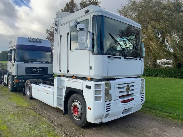 Renault - magnum 440dxi ae - vrachtwagen - afbeelding 12 van  24