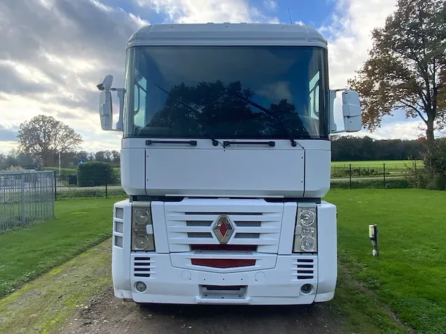 Renault - magnum 440dxi ae - vrachtwagen - afbeelding 18 van  24