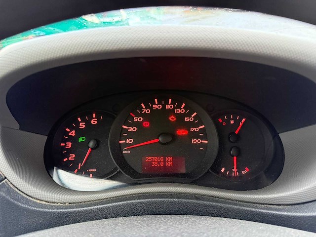 Renault - master - t35 2.3 dci l2h2 - bedrijfswagen - afbeelding 2 van  26