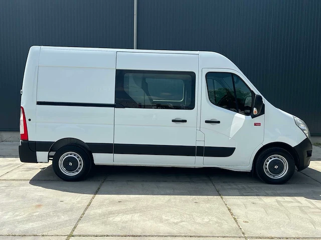Renault - master - t35 2.3 dci l2h3 - 2017 - van - afbeelding 26 van  30