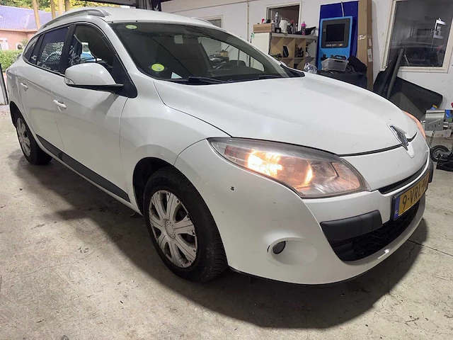 Renault - mégane - 1.5 dci expression - 9-vrl-96 - afbeelding 16 van  19
