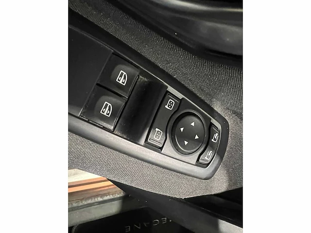 Renault - mégane coupé - 1.6 business sport - 84-jkv-1 - afbeelding 14 van  21