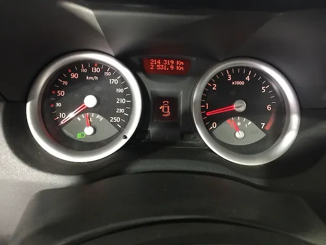Renault - mégane coupé-cabriolet - 1.6-16v priv.luxe - 82-pb-tb - afbeelding 15 van  22
