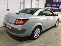 Renault - mégane coupé-cabriolet - 1.6-16v priv.luxe - 82-pb-tb - afbeelding 2 van  22