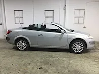 Renault - mégane coupé-cabriolet - 1.6-16v priv.luxe - 82-pb-tb - afbeelding 19 van  22