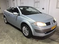Renault - mégane coupé-cabriolet - 1.6-16v priv.luxe - 82-pb-tb - afbeelding 20 van  22