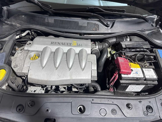 Renault - mégane coupé-cabriolet - 1.6-16v tech line - 61-td-bj - afbeelding 13 van  21