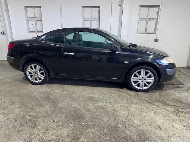 Renault - mégane coupé-cabriolet - 1.6-16v tech line - 61-td-bj - afbeelding 18 van  21