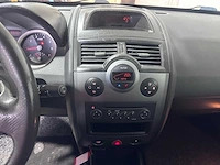 Renault - mégane grand tour - 1.6-16v priv. comf. - 09-nh-vl - afbeelding 6 van  22