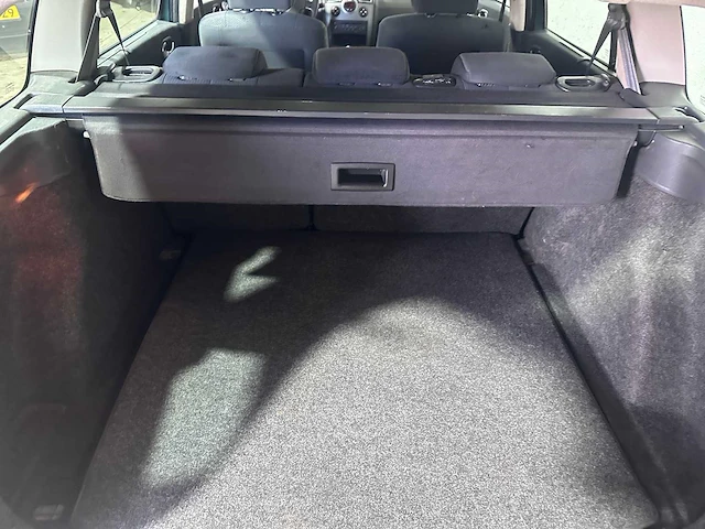 Renault - mégane grand tour - 1.6-16v priv. comf. - 09-nh-vl - afbeelding 10 van  22