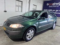 Renault - mégane grand tour - 1.6-16v priv. comf. - 09-nh-vl - afbeelding 1 van  22