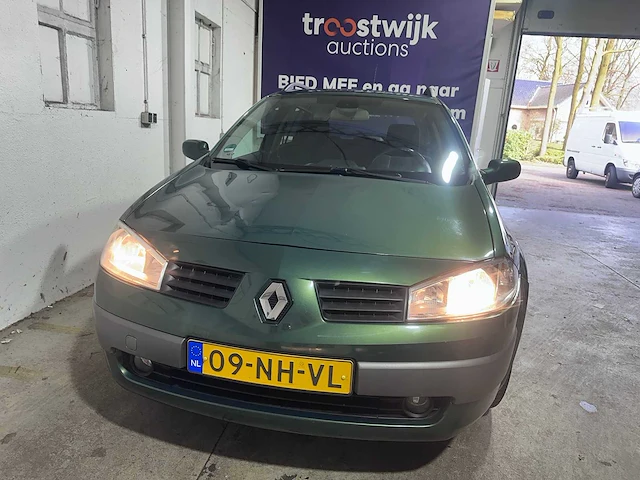 Renault - mégane grand tour - 1.6-16v priv. comf. - 09-nh-vl - afbeelding 21 van  22