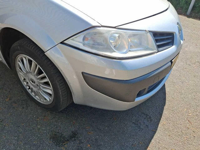 Renault - mégane grand tour - 1.9 dci privilège - 2006 - 131pk - afbeelding 13 van  24