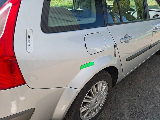 Renault - mégane grand tour - 1.9 dci privilège - 2006 - 131pk - afbeelding 16 van  24
