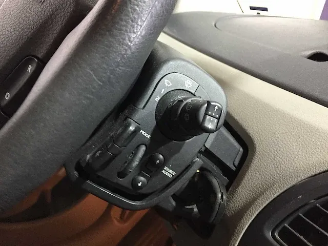 Renault - modus - 1.2-16v expr.comf. - 20-ps-jd - afbeelding 6 van  21