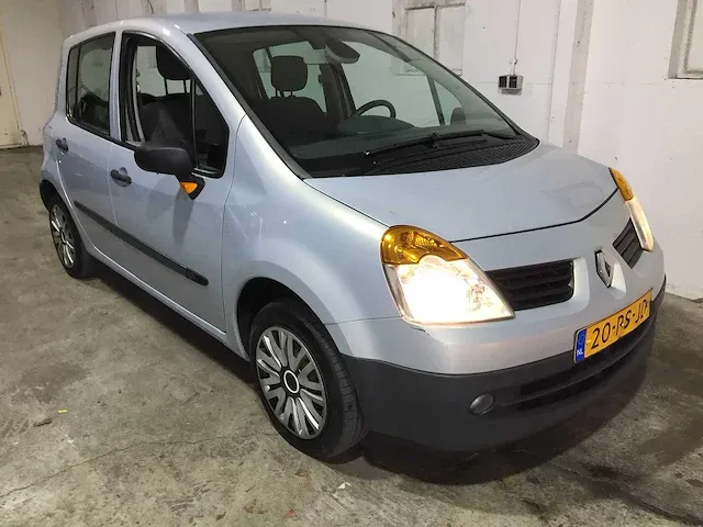 Renault - modus - 1.2-16v expr.comf. - 20-ps-jd - afbeelding 19 van  21