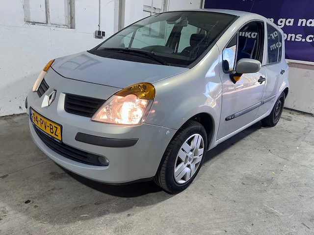 Renault - modus - 1.4-16v auth.luxe - 94-pv-bz - afbeelding 1 van  18