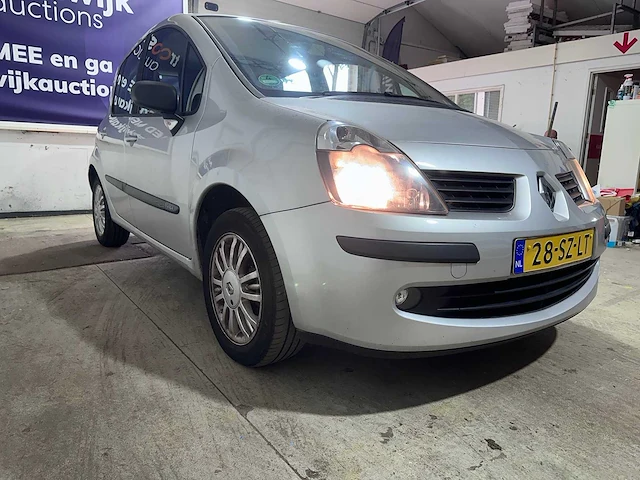 Renault - modus - 1.4-16v dynam.luxe - 28-sz-lt - afbeelding 11 van  15