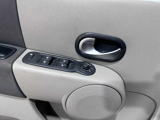 Renault - modus - 1.6-16v priv.luxe - 84-rb-zr - afbeelding 4 van  18