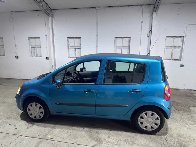 Renault - modus - 1.6-16v tech line - 61-rx-bk - afbeelding 8 van  15