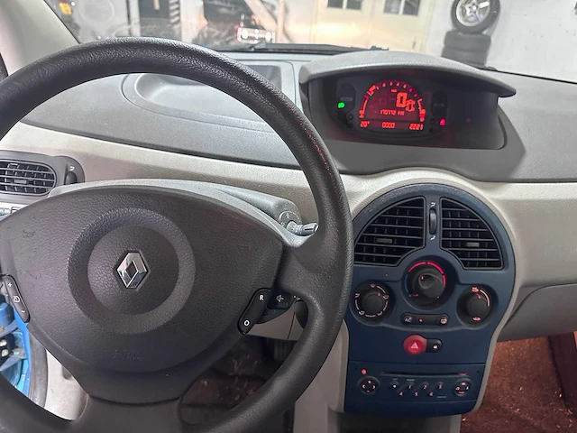 Renault - modus - 1.6-16v tech line - 61-rx-bk - afbeelding 15 van  15