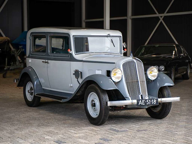 Renault - monaquatre (1933) - afbeelding 1 van  35