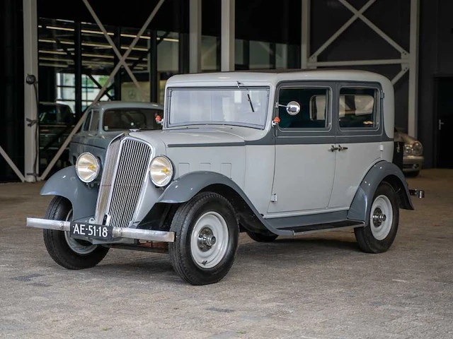 Renault - monaquatre (1933) - afbeelding 12 van  35