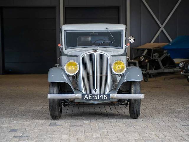 Renault - monaquatre (1933) - afbeelding 23 van  35